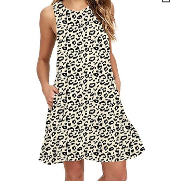 Dresses & Skirts - NWT Leopard Print Sleeveless Dress